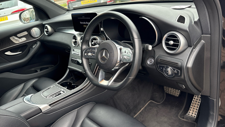 Mercedes-Benz GLC 300d 4Matic AMG Line Premium Pls 5dr 9G-Tronic Diesel Estate